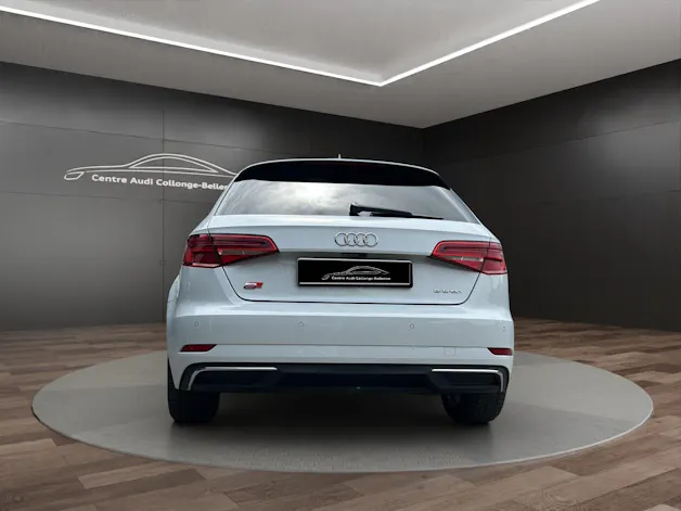 Audi A3 Sportback 1.4 e-tron Sport S-tronic