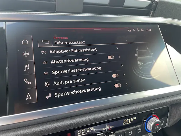 Audi Q3 40 TFSI S line quattro S-tronic