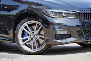 BMW 330e x DriveTouring M Sport Steptronic