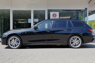 BMW 330e x DriveTouring M Sport Steptronic