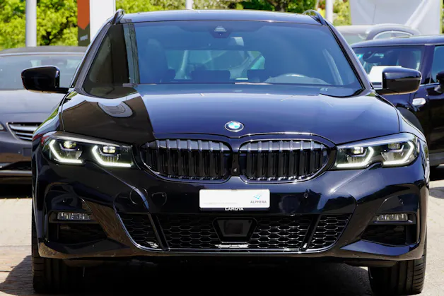 BMW 330e x DriveTouring M Sport Steptronic