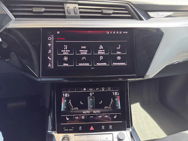 Audi e-tron 55 Sportback S Line Black Edition quattro