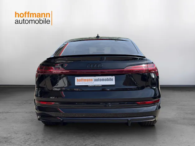 Audi e-tron 55 Sportback S Line Black Edition quattro
