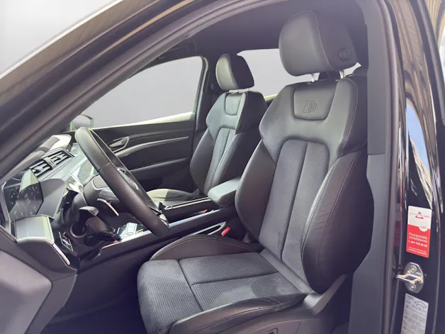 Audi e-tron 55 Sportback S Line Black Edition quattro
