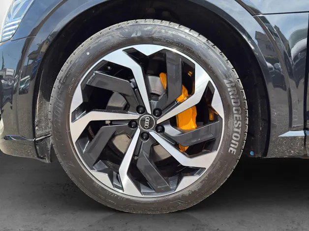 Audi e-tron 55 Sportback S Line Black Edition quattro