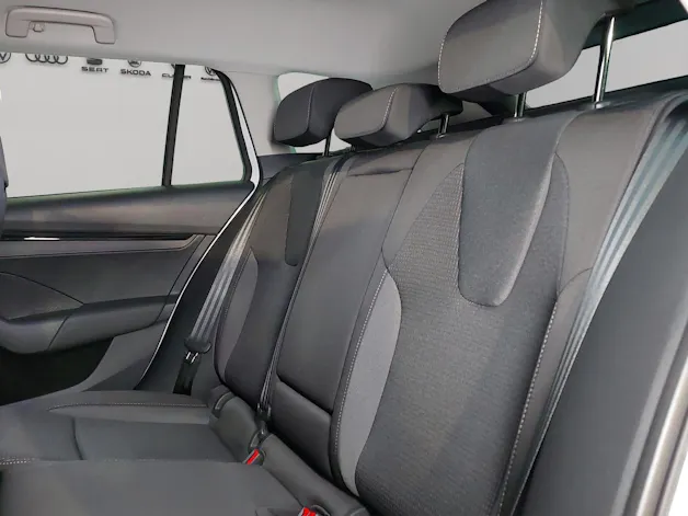 Škoda Octavia Combi 2.0 TDI DSG Selection