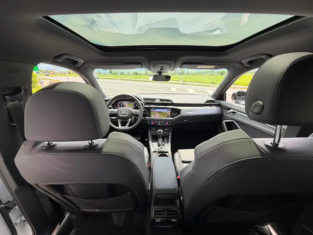 Audi NaviPLUS/Panoramadach/Anhängevorrichtung/verstellbare Dämpferregelung/SONOS Soundsystem/MatrixLED/Komfortschlüssel/