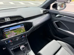 Audi NaviPLUS/Panoramadach/Anhängevorrichtung/verstellbare Dämpferregelung/SONOS Soundsystem/MatrixLED/Komfortschlüssel/