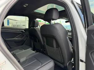 Audi NaviPLUS/Panoramadach/Anhängevorrichtung/verstellbare Dämpferregelung/SONOS Soundsystem/MatrixLED/Komfortschlüssel/
