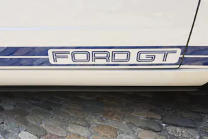 Ford GT