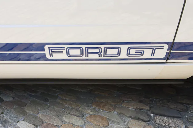 Ford GT