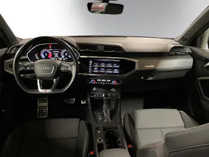 Audi Q3 35 TFSI adv Attraction