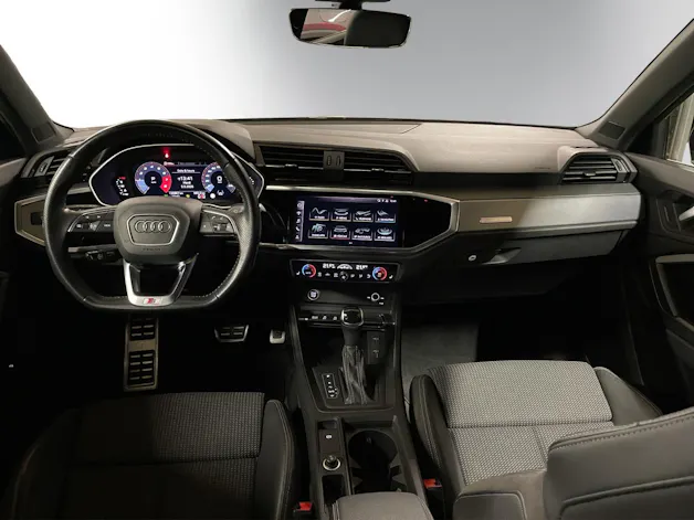 Audi Q3 35 TFSI adv Attraction