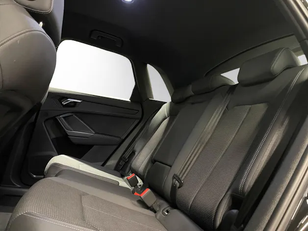 Audi Q3 35 TFSI adv Attraction