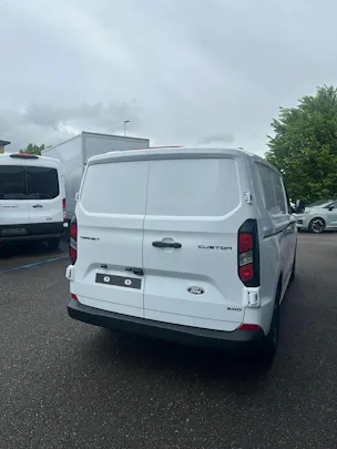 Ford Transit Custom Van 320 L1 2.0 EcoBl Trend/136CV/4x4 Aut.