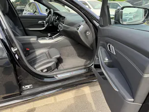 BMW 330e x DriveTouring M Sport Steptronic