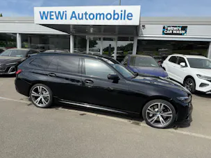 BMW 330e x DriveTouring M Sport Steptronic