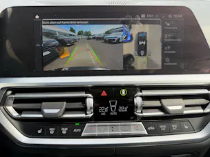BMW 330e x DriveTouring M Sport Steptronic