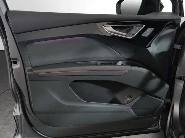 Audi Q4 e-tron 45 Edition Swiss Ski quattro