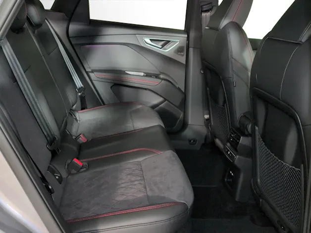 Audi Q4 e-tron 45 Edition Swiss Ski quattro