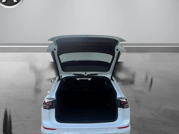 VW Golf Variant 2.0 TSI R-Line DSG 4 Motion