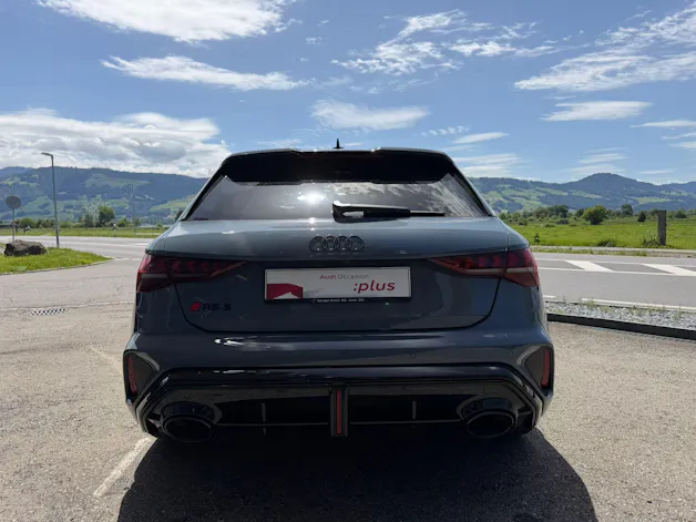 Audi RS3 Sportback 2.5 TSI quattro S-tronic