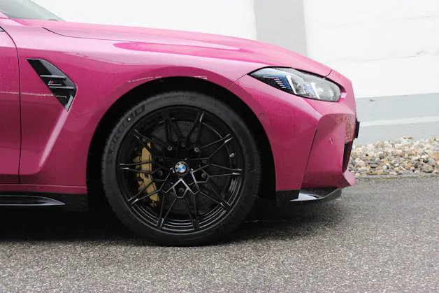 BMW M3 Touring xDrive Competition M CARBON EXTERIEURPAKET Sonderlackierung *STERNRUBIN*