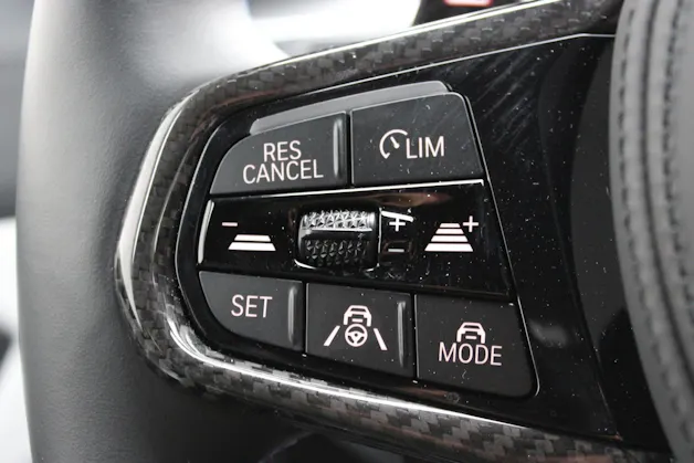 BMW M3 Touring xDrive Competition M CARBON EXTERIEURPAKET Sonderlackierung *STERNRUBIN*