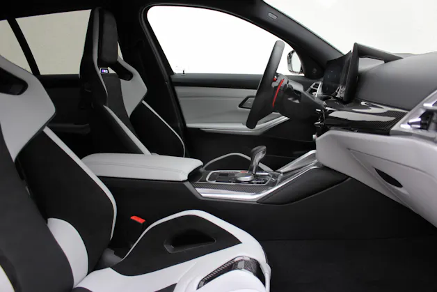 BMW M3 Touring xDrive Competition M CARBON EXTERIEURPAKET Sonderlackierung *STERNRUBIN*