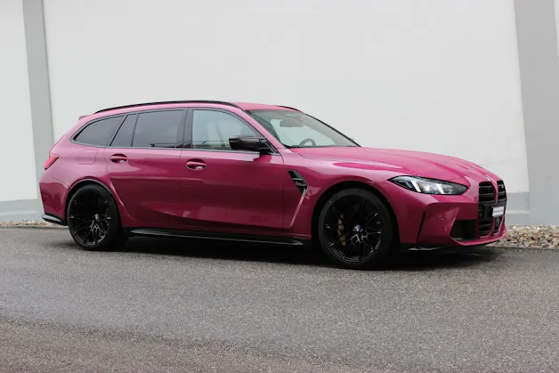 BMW M3 Touring xDrive Competition M CARBON EXTERIEURPAKET Sonderlackierung *STERNRUBIN*