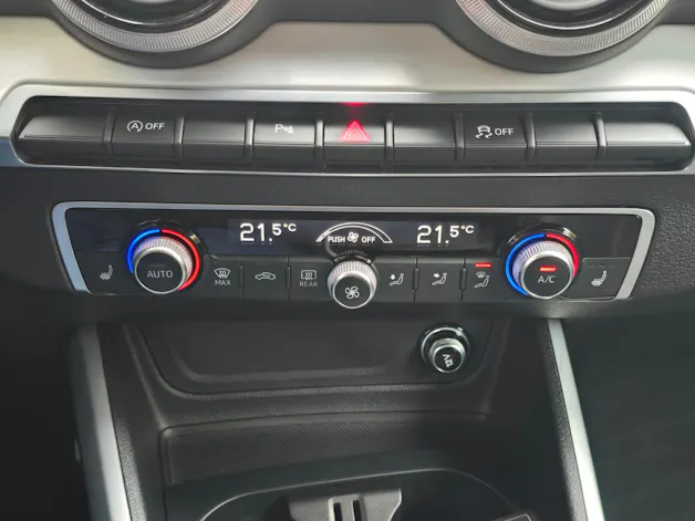 Audi Q2 40 TFSI advanced Attraction quattro S-tronic