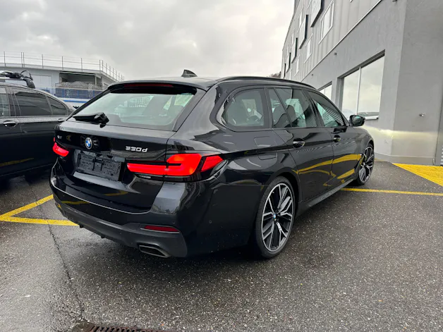 BMW 530d xDrive 48V Touring M Sport Steptronic