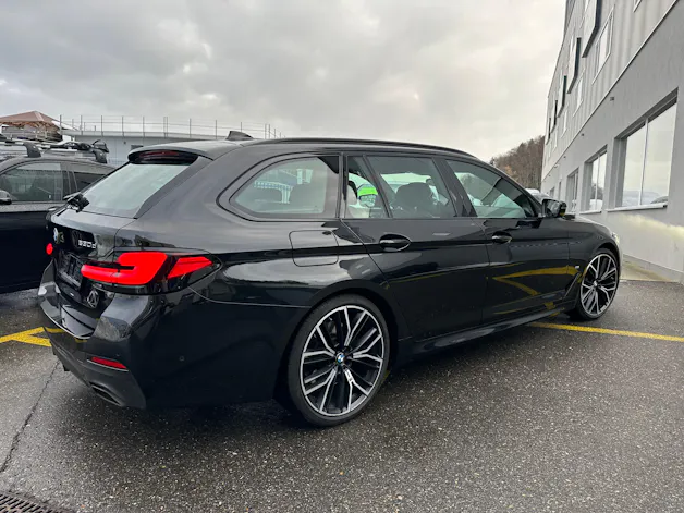 BMW 530d xDrive 48V Touring M Sport Steptronic
