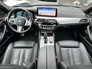 BMW 530d xDrive 48V Touring M Sport Steptronic