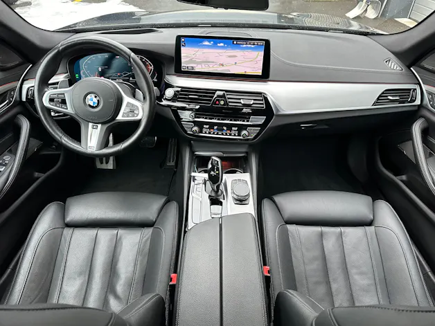 BMW 530d xDrive 48V Touring M Sport Steptronic