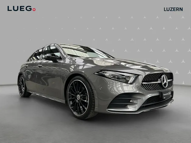 Mercedes-Benz A 180 Night Star AMG Line 7G-DCT
