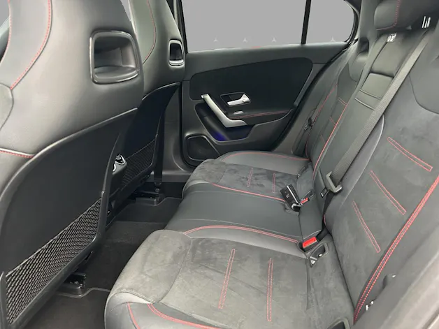 Mercedes-Benz A 180 Night Star AMG Line 7G-DCT