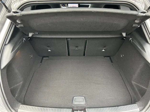Mercedes-Benz A 180 Night Star AMG Line 7G-DCT