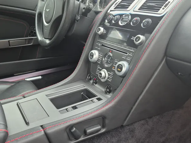 Aston Martin V8 Vantage 4.7 Sportshift