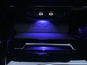 VW Golf Variant R 2.0 TSI 333PS 4 MOTION *** FACELIFT MIT TOPAUSSTATTUNG ***