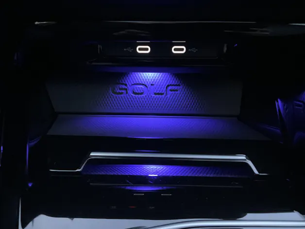 VW Golf Variant R 2.0 TSI 333PS 4 MOTION *** FACELIFT MIT TOPAUSSTATTUNG ***
