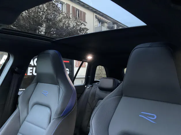 VW Golf Variant R 2.0 TSI 333PS 4 MOTION *** FACELIFT MIT TOPAUSSTATTUNG ***