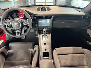 Porsche 911 Carrera GTS PDK