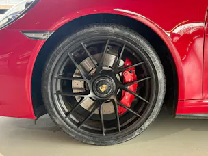 Porsche 911 Carrera GTS PDK