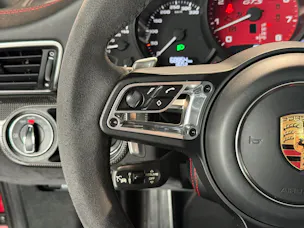 Porsche 911 Carrera GTS PDK
