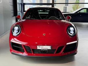Porsche 911 Carrera GTS PDK