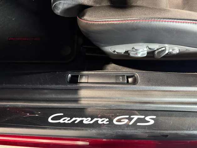 Porsche 911 Carrera GTS PDK