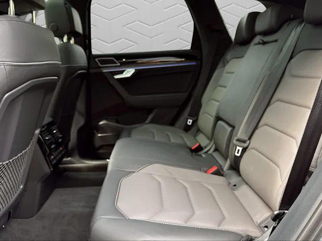 VW Touareg 3.0 TDI R-Line Tiptronic