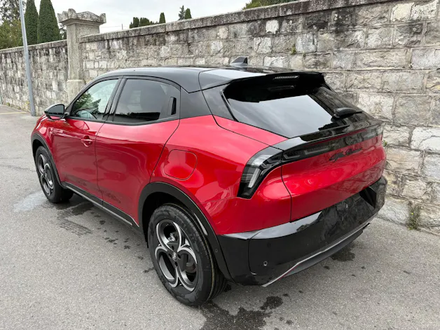 ALFA ROMEO Junior 1.2 48V Hybrid Q4 Sport Spéciale
