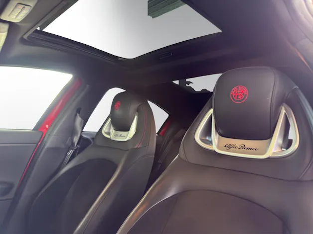 Alfa Romeo Giulietta 1750 TBi Veloce